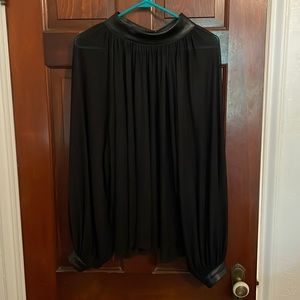 Plus size sheer blouse 22/24